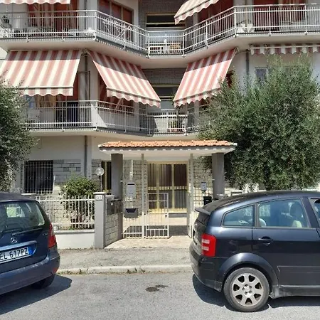 Apartment Se093 - Senigallia, Accogliente Bilocale In Zona Residenziale *